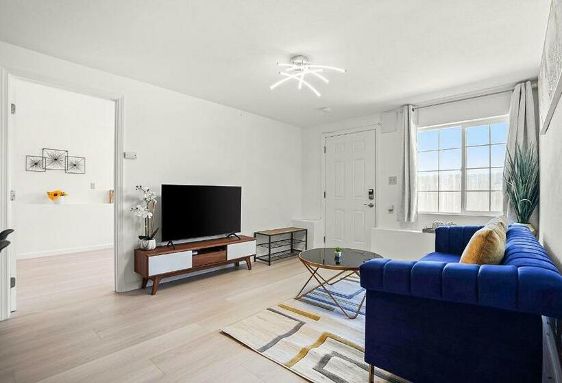 Lovely Relaxing Private 2br House Or Studio Near Westlake