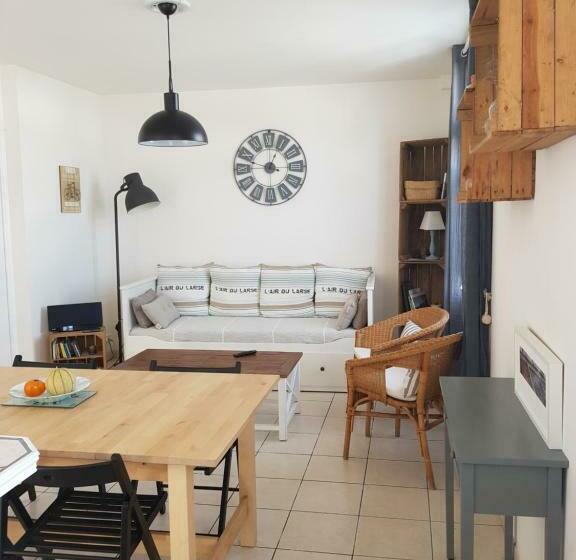 Maison Au Calme, Proche Centre Et Mer, Jardin Clos