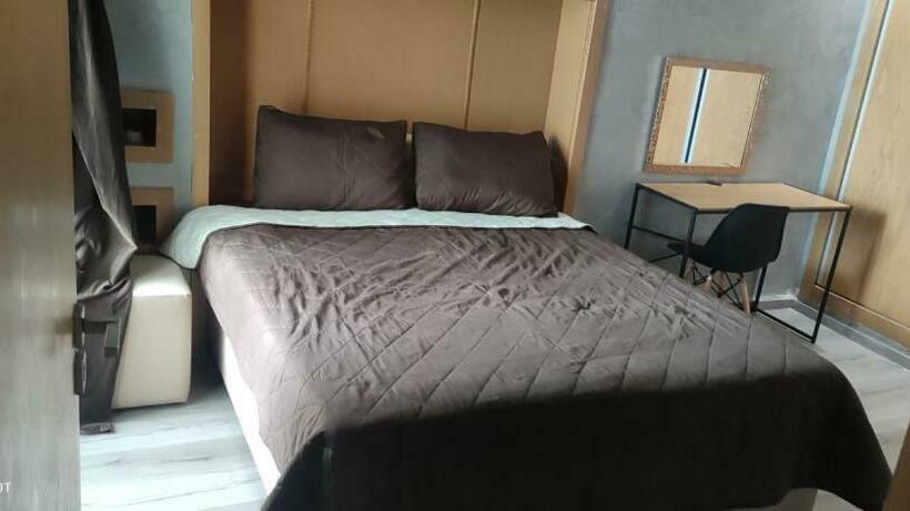 Mansbay Resort