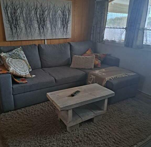 Mökki Ja Rantasauna Saimaan Rannalla