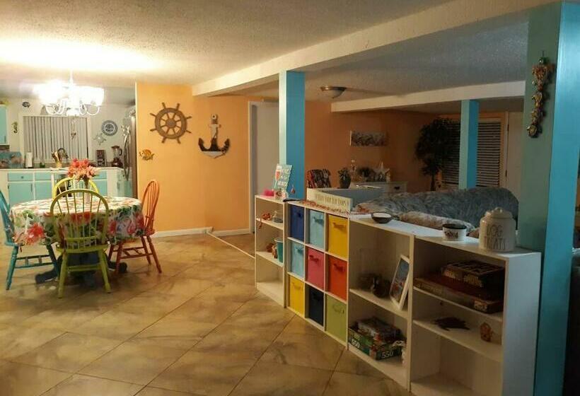 Nana S Cheerful Cottage