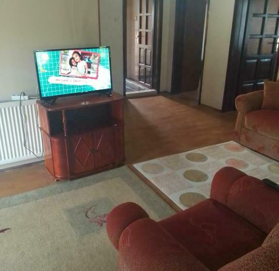 Rooftop Apartment With A Big Garden