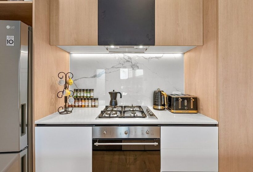 Staycentral   Boulevard Gardens