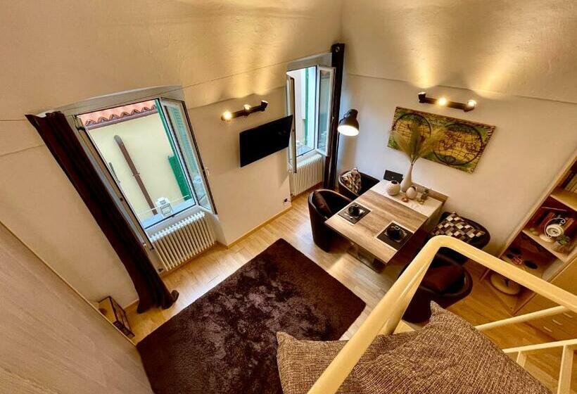 Vialunga Apartment In The Old Town