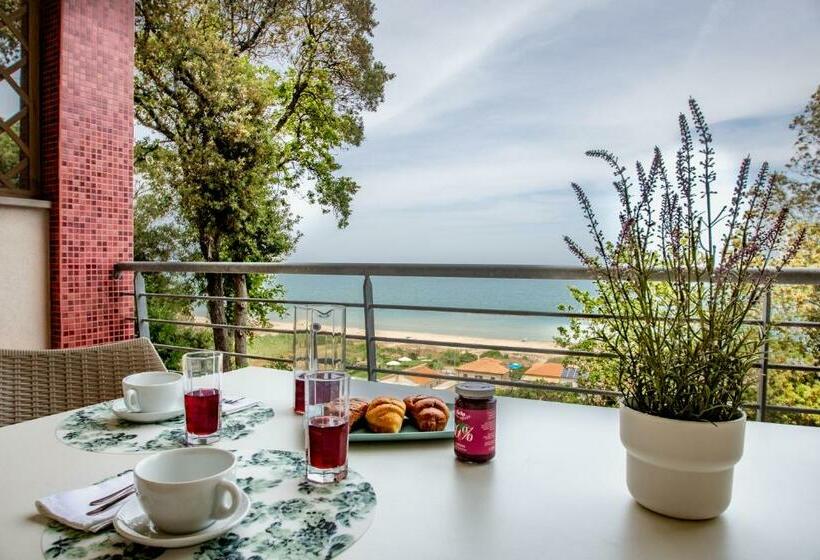 Abruzzodamare Amazing Apartments With Romantic Sea View