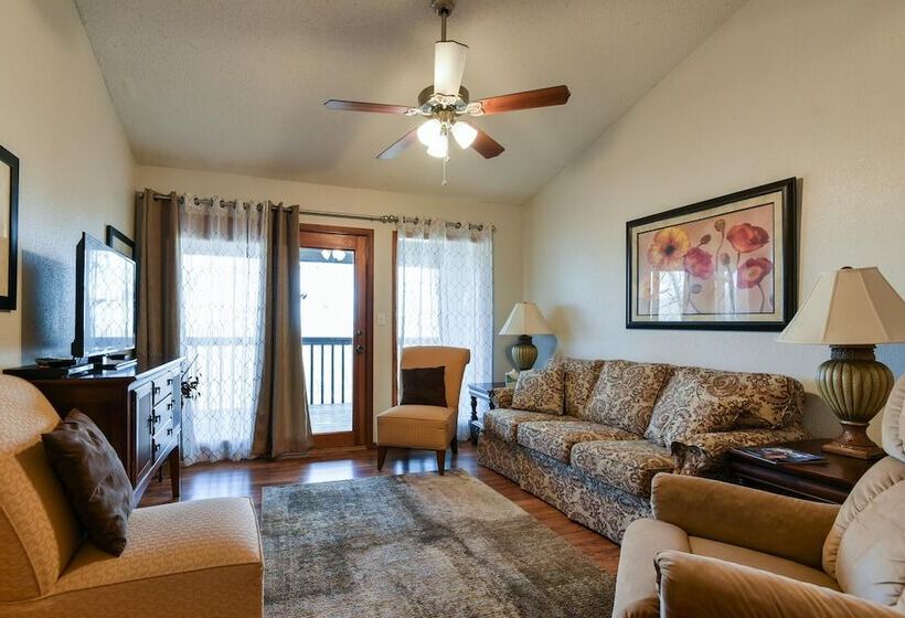 Divine 9 Condo  Fishing Lake & Hiking Trails