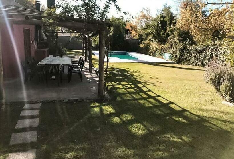 Espectacular Casa En Chacras De Coria