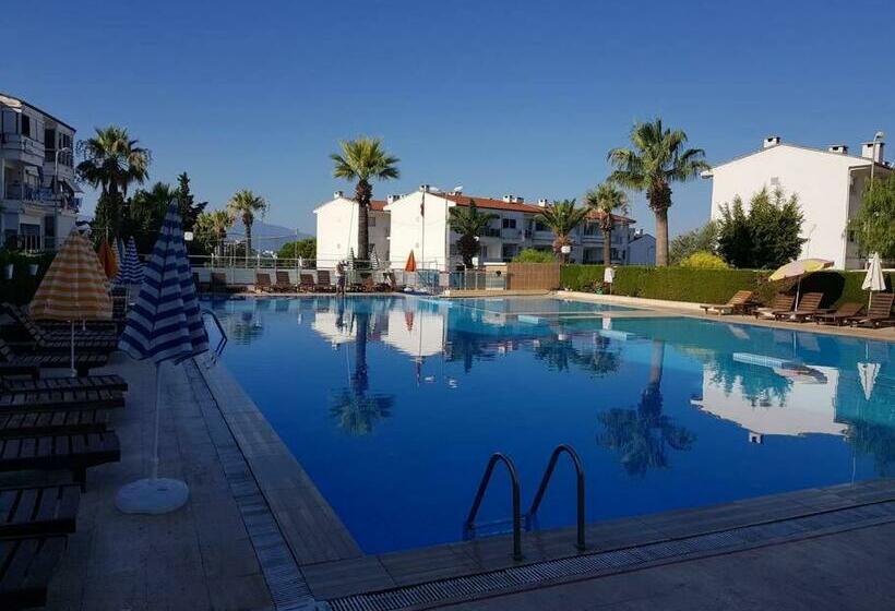 Full Equipped House With Amazing View Of Sea And Pool