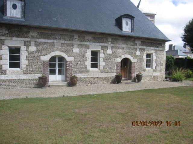 Gite L Orangerie Du Château D Emalleville