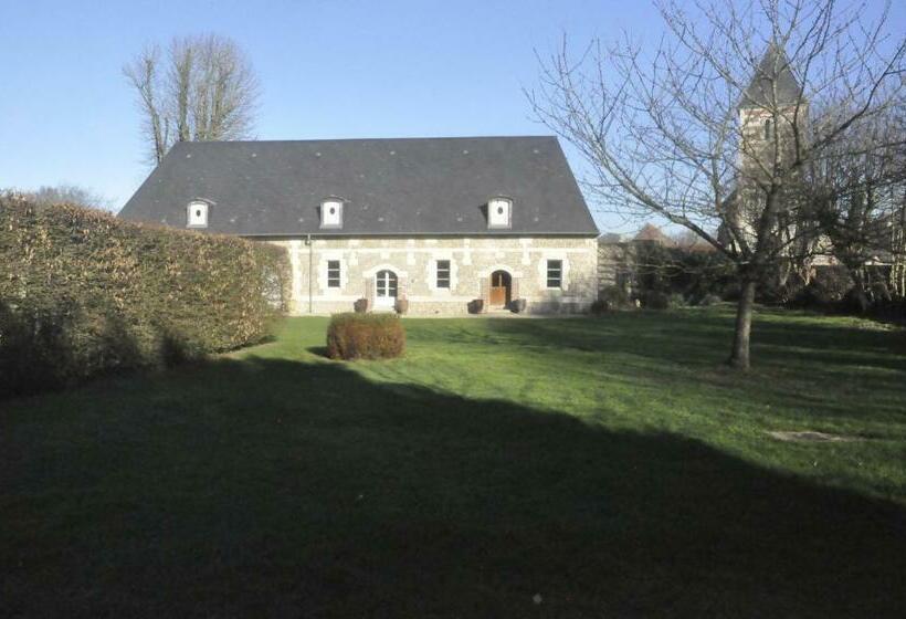 Gite L Orangerie Du Château D Emalleville