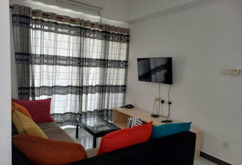 Ivy Apartment  Lotus