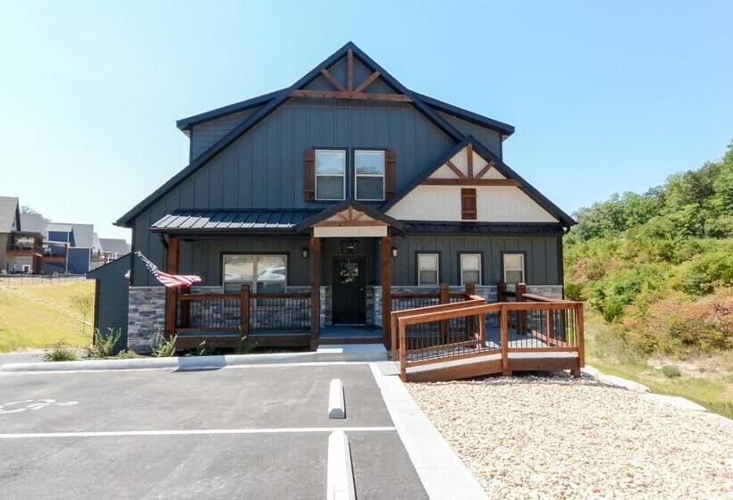 Journey S Remedy  Lake View Sleeps 30