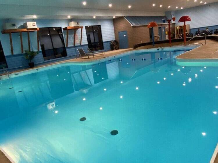 Journey S Remedy  Lake View Sleeps 30