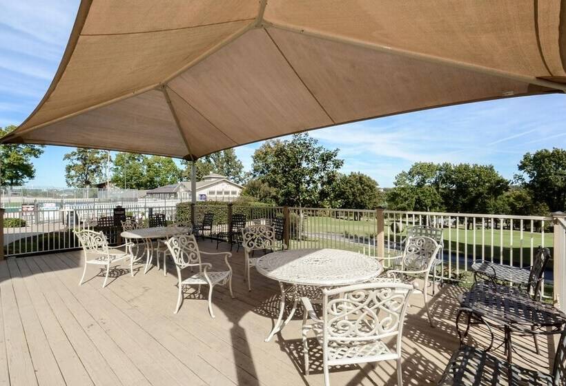 Matchplay   Resort Amenities W/ Indoor Pool   Comfort Meets Style And Fun!