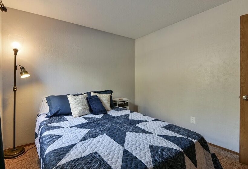 Matchplay   Resort Amenities W/ Indoor Pool   Comfort Meets Style And Fun!