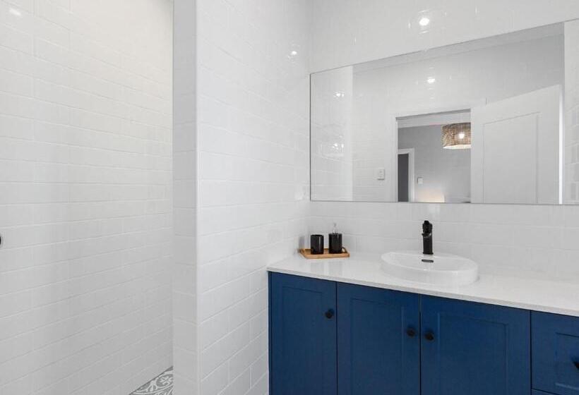 Normanville Beach Side Escape