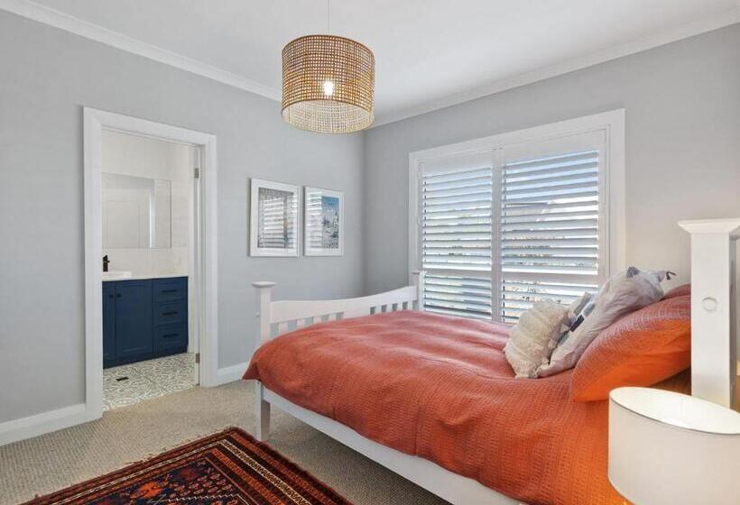 Normanville Beach Side Escape