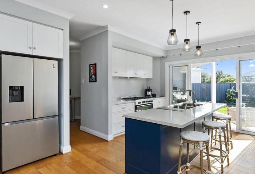 Normanville Beach Side Escape