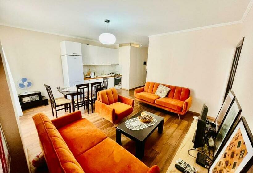 Spacious Holiday Apartment