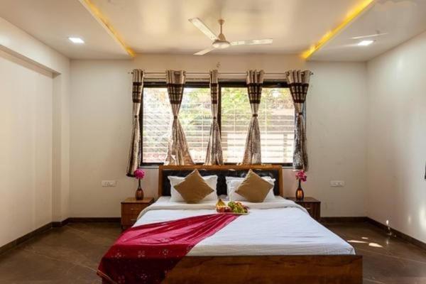 Stone Bidge 4bhk Villa