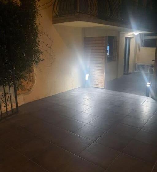 Superbe Appartement Avec Jacuzzi Et Extérieur