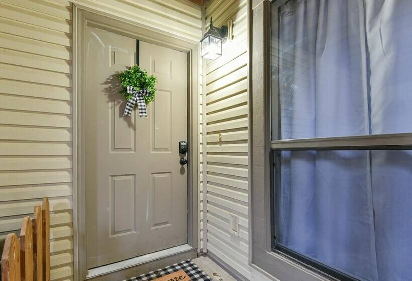 Sweet Clover   Indoor Pool   Hot Tub Area   Resort Style   Center Of Branson!!