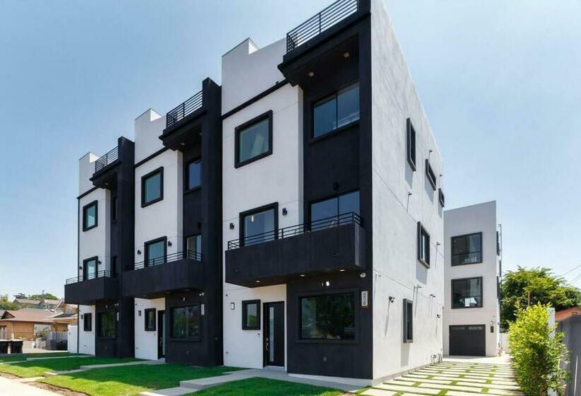 3 Luxury Modern Homes 12 Bedrooms & Rooftop Decks