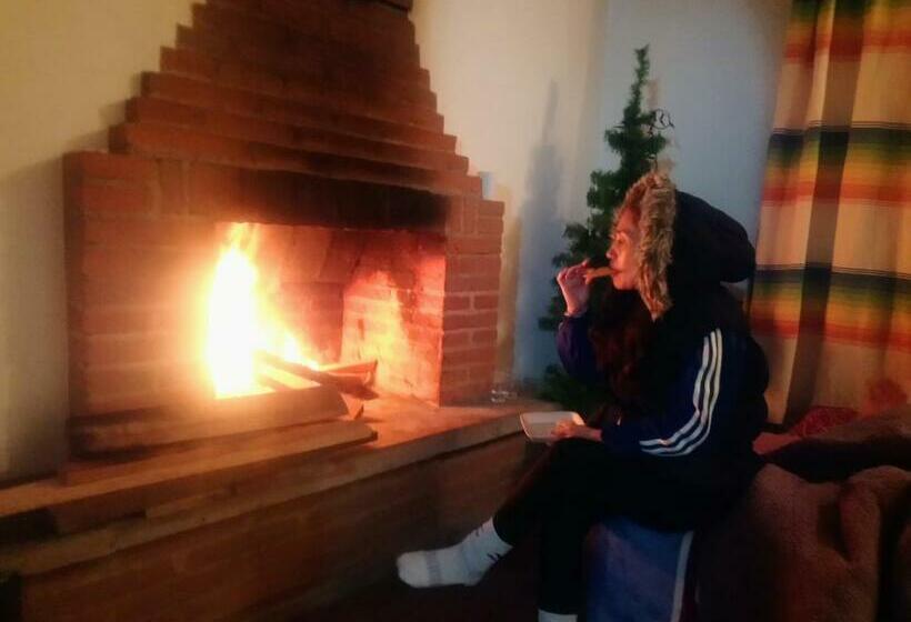 Cabaña Con Bañera En Puesta De Sol