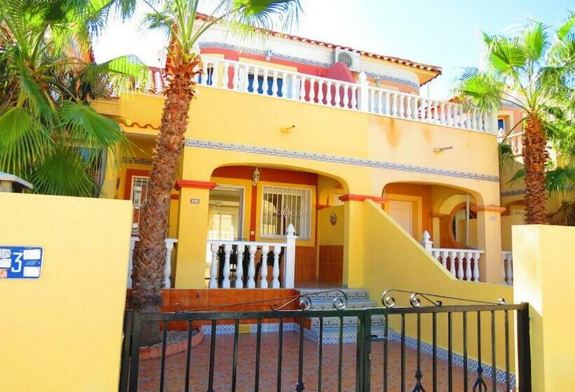 Casa La Zenia Elite Townhouse With Shared Pool And 10 Minutes Walk To Beach