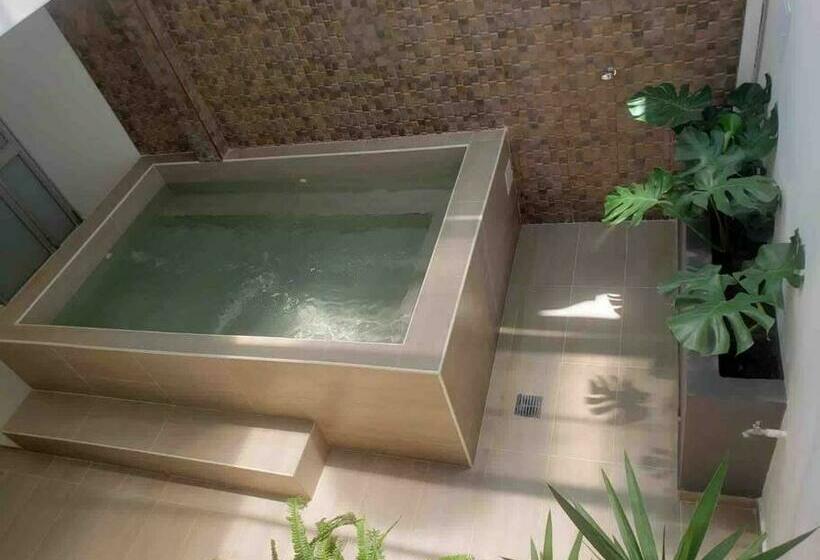 Casa Moderna En El Centro De Mariquita