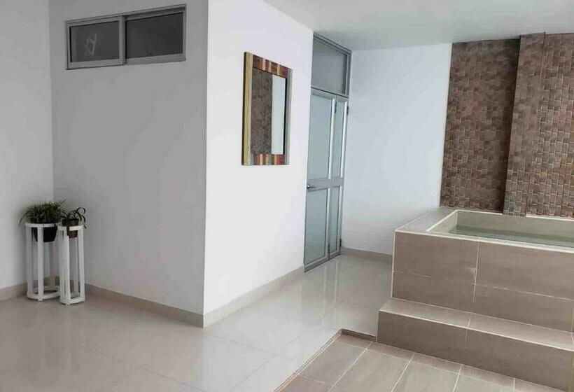 Casa Moderna En El Centro De Mariquita