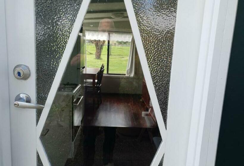 Handsome Hills Dairy Retreat