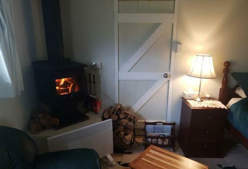 Handsome Hills Dairy Retreat