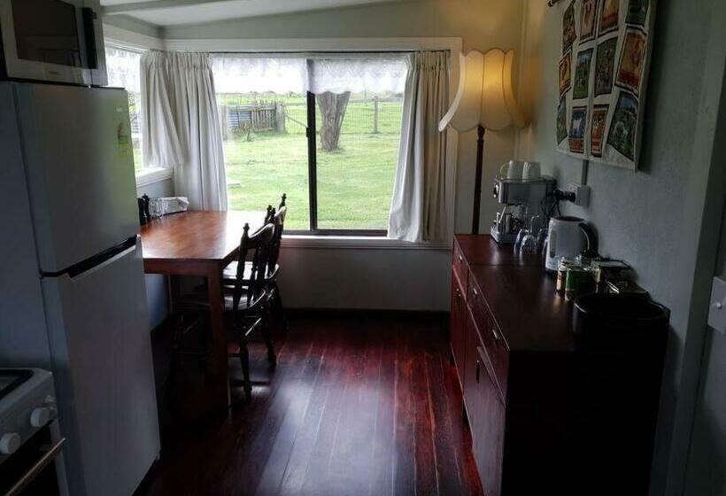 Handsome Hills Dairy Retreat