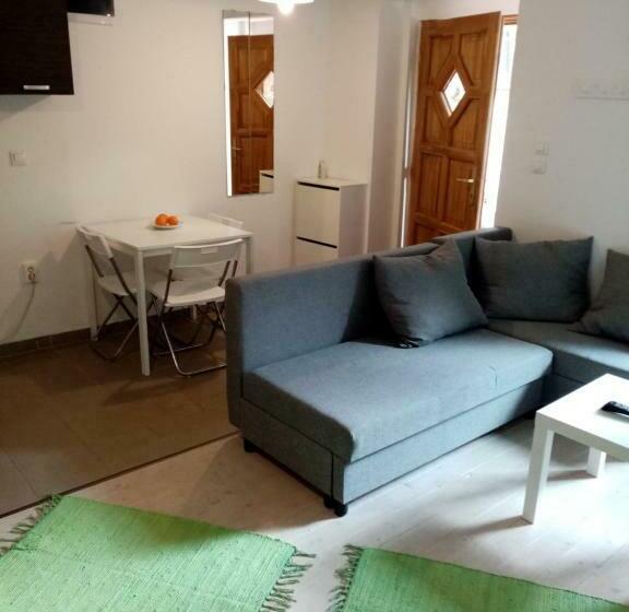 Varkor Villa At The Castle