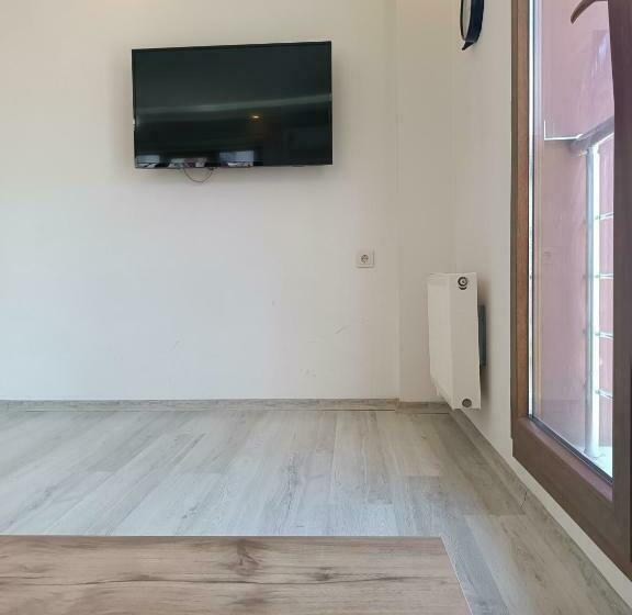 İsmail Yılmaz Apart