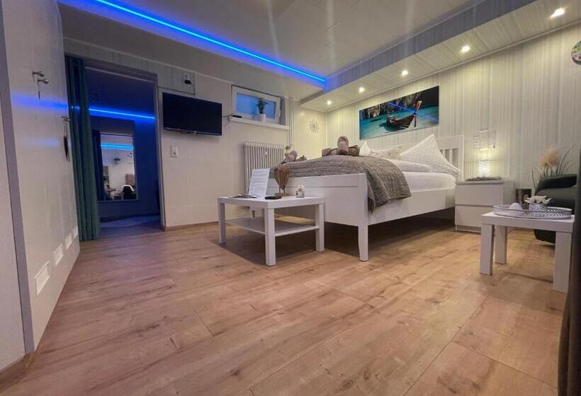 Moderne Ferienwohnung Zur Schlosshöhe