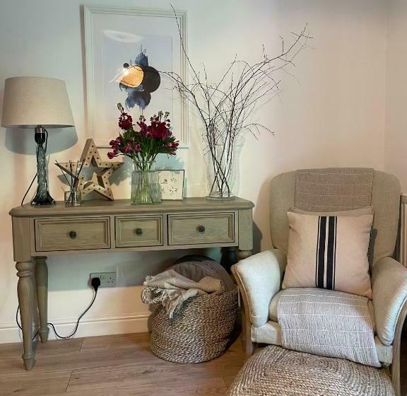 Shakespeare’s Nest