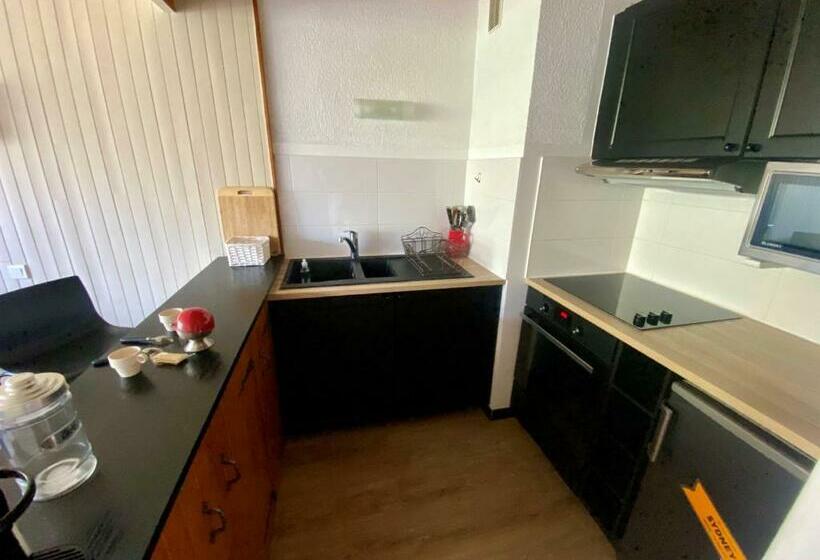 Charmant Studio à Châtel   4 Pers, Balcon Sud Ouest, Proche Télécabine Et Centre Du Village   Fr 1 1