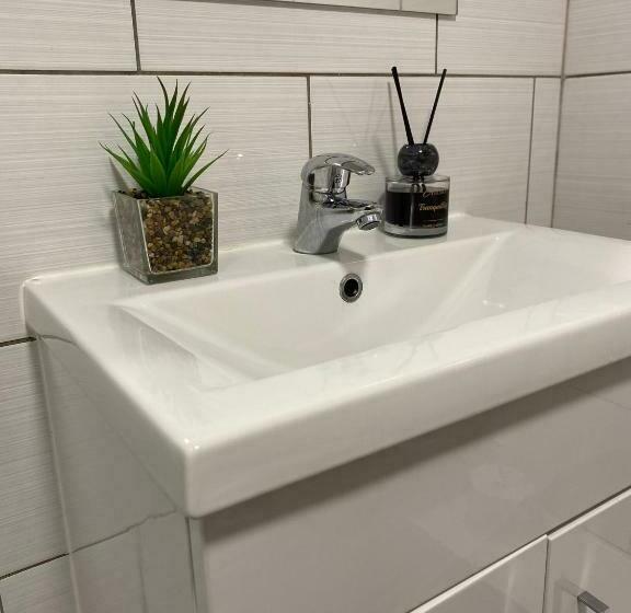 Contractors   International   City Centre