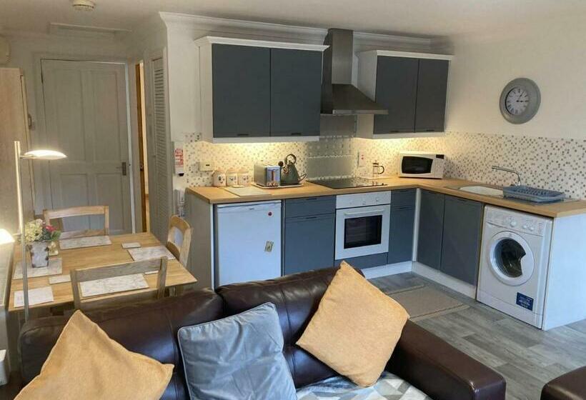 The Oldschool House Cottage