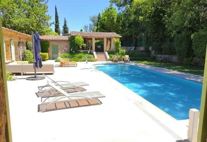 Villa Mougins French Style Living
