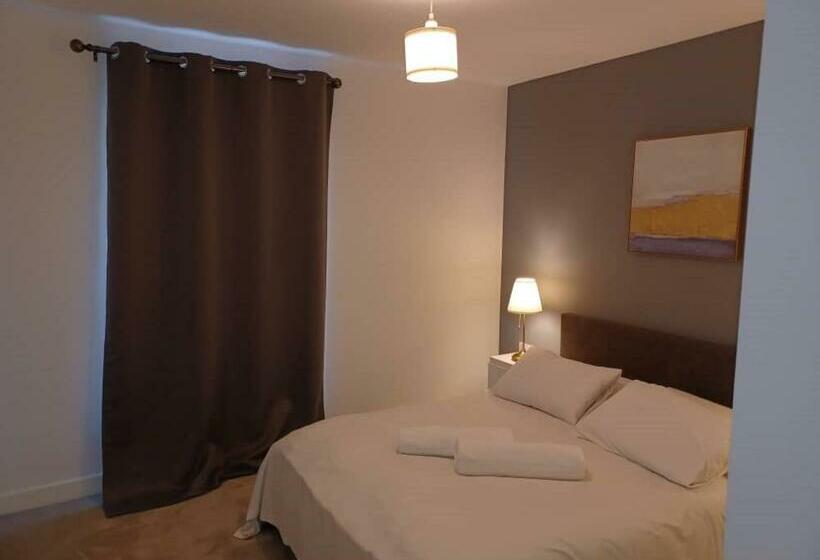 2 Bed Flat Colindale