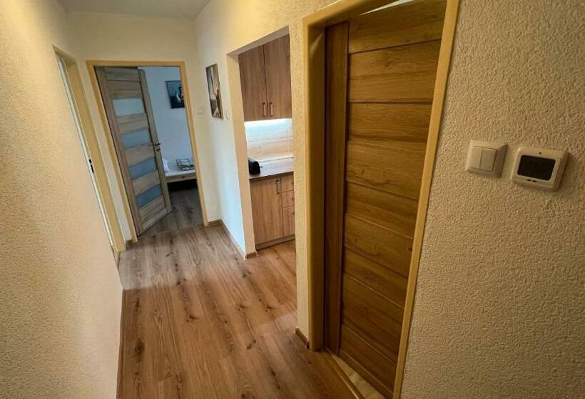 3 Room Apartment, Free Parking, Liptovský Mikuláš