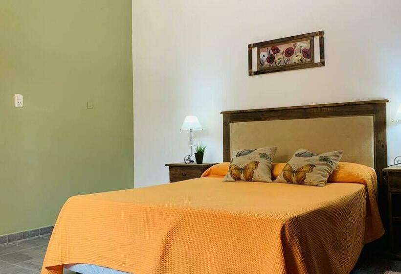 Alojatecarlospaz Hermoso & Completo Dpto A Pasos Del Río Y Parrillas