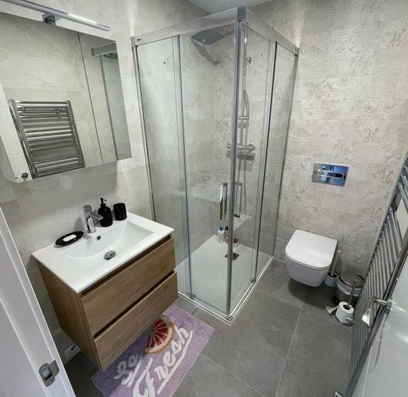 Apartamento Recién Reformado En Somo Junto Iglesia