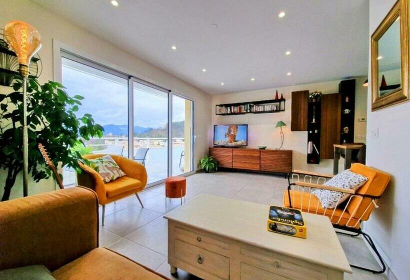 Appartement Neuf, Avec Vue Montagnes