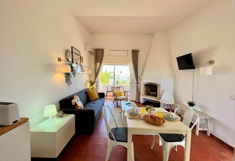 Armação De Pêra Twins 1 With Pool By Homing