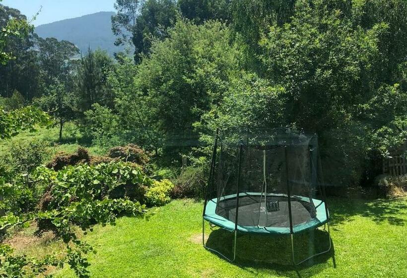 Bonita Casa De Diseño En Gondomar