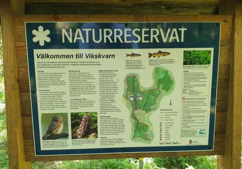 Cabin Near Lake And Beautiful Nature Reserve